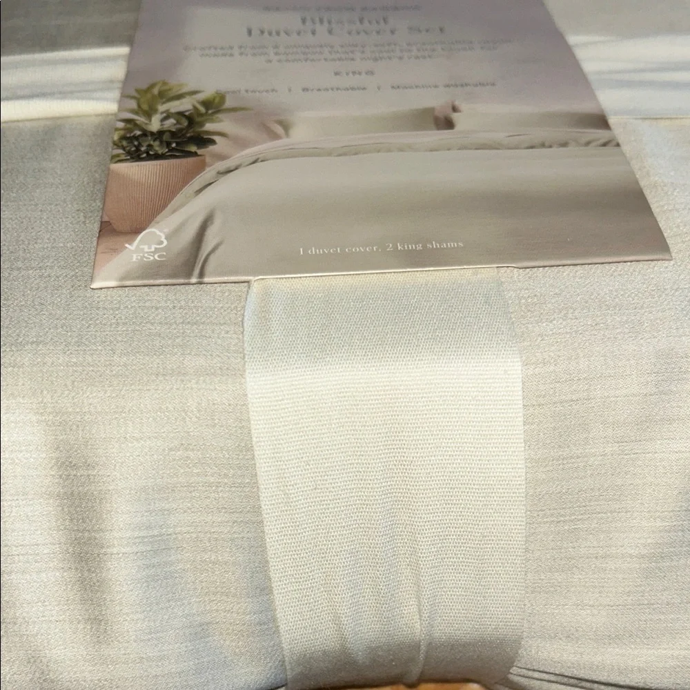 Casaluna King Blissful 3-Piece Duvet Cover Set - Light Olive Green